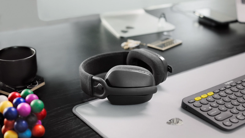 Logitech Zone Vibe Wireless Headset - In Office Setting